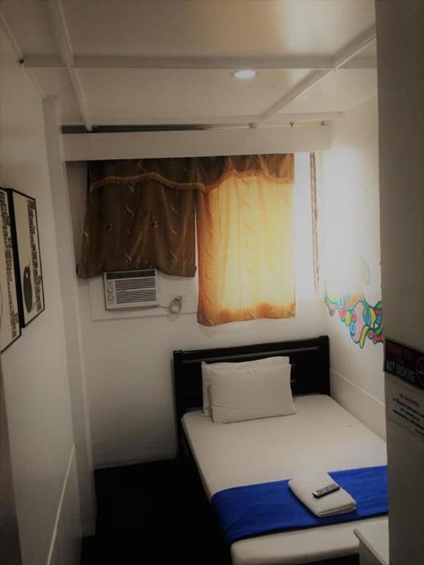 Dormitels.Ph Ust Hotell Manila Exteriör bild