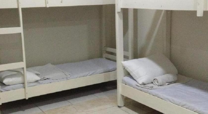 Dormitels.Ph Ust Hotell Manila Exteriör bild